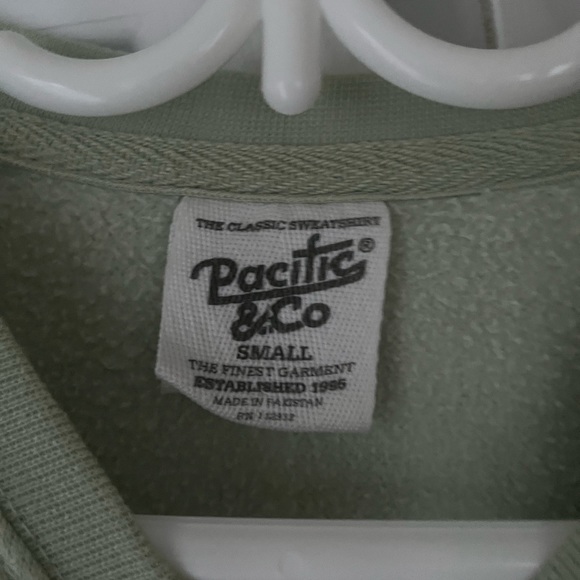 Pacific & Co Sweatshirt - Picture 2 of 2